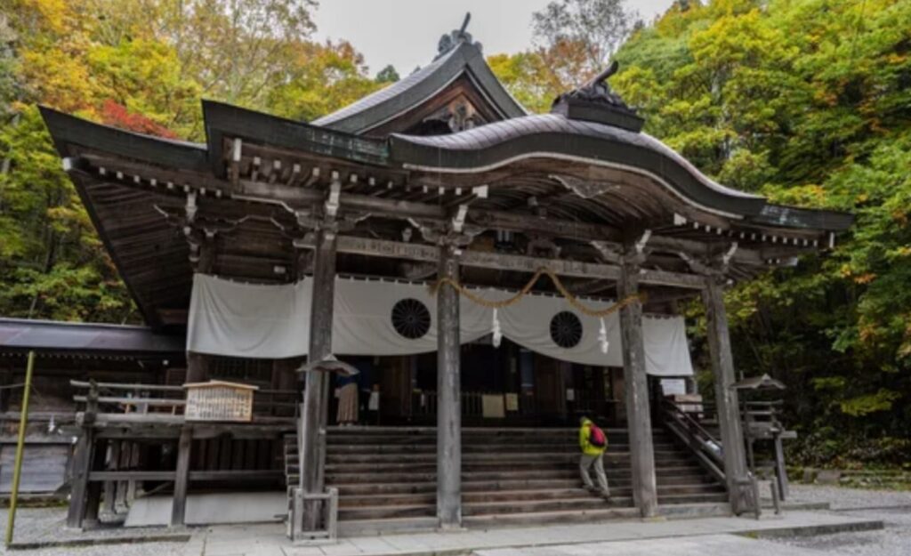 togakushi_chusha